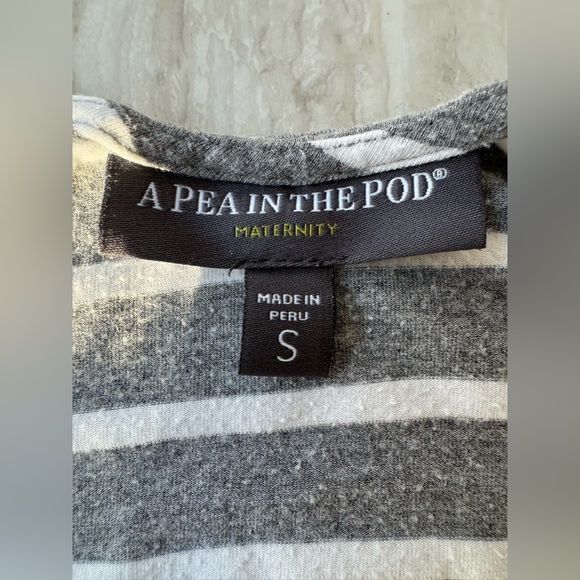 2 A pea In The Pod Striped Maternity Shirts Size Small - Picture 2 of 3